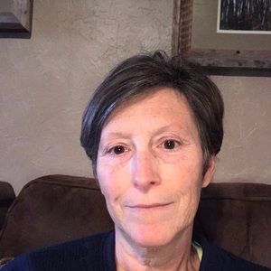 Meet your Posher, Carolyn